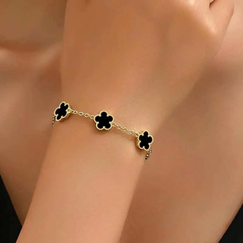 Lucky Clover Women's Hand Bracelets